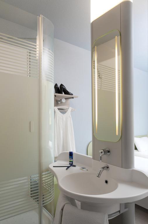 Ibis Budget Montceau Les Mines Eksteriør billede