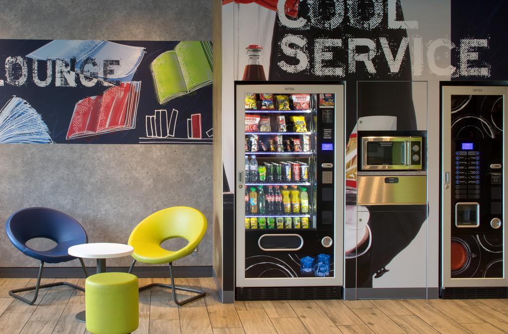 Ibis Budget Montceau Les Mines Eksteriør billede
